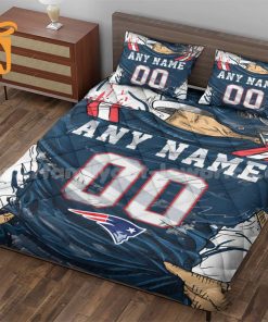 New England Patriots Jersey Quilt Bedding Sets, New England Patriots Gifts, Personalized NFL Jerseys with Your Name & Number 2