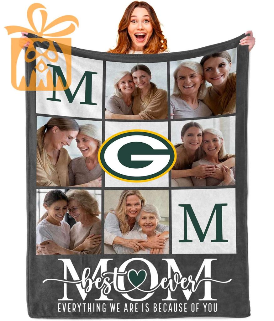 Best Mom Ever Custom Green Bay Packers Blanket – Personalized NFL Mother’s Day Gift with Photos